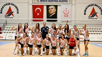 Muratpaşa Belediyespor çıkışını sürdürüyor