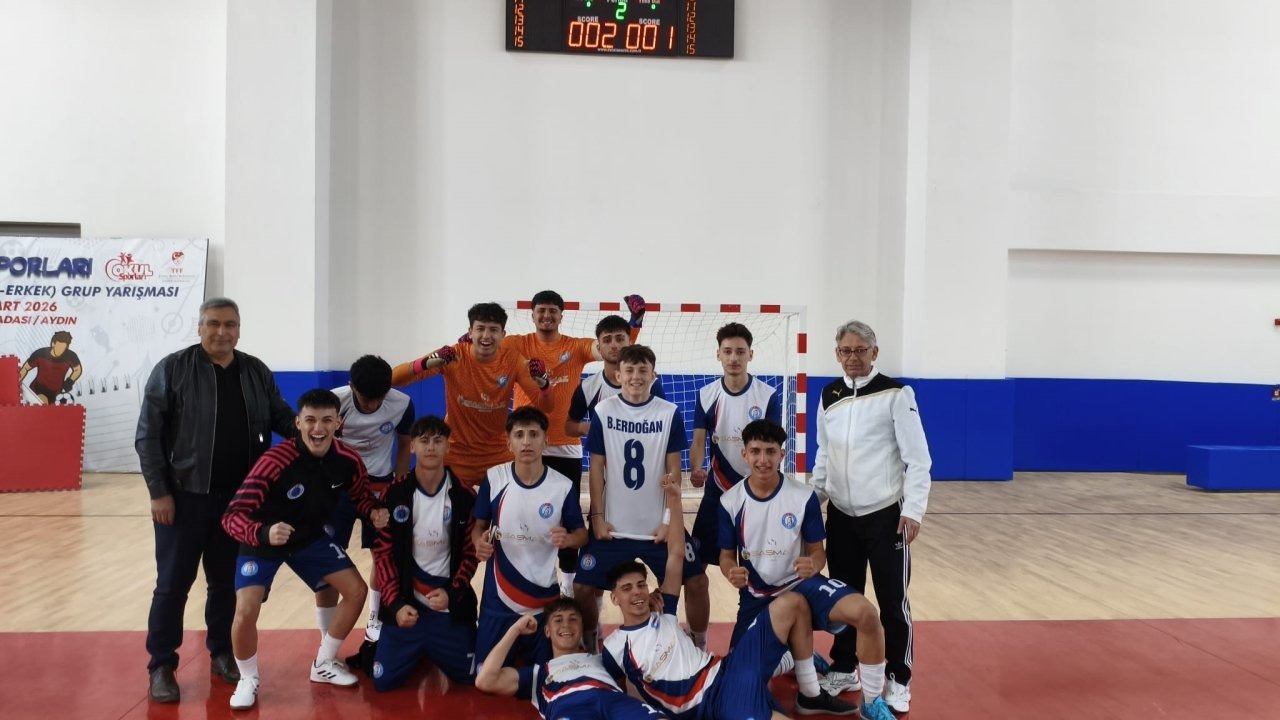Serikli gençler futsalda grup birincisi