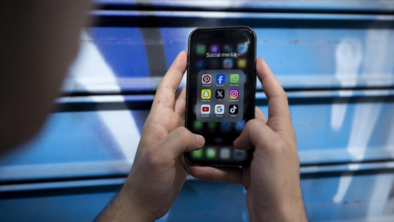 Türkiye’de sosyal medya kullanımı zirveye çıktı!