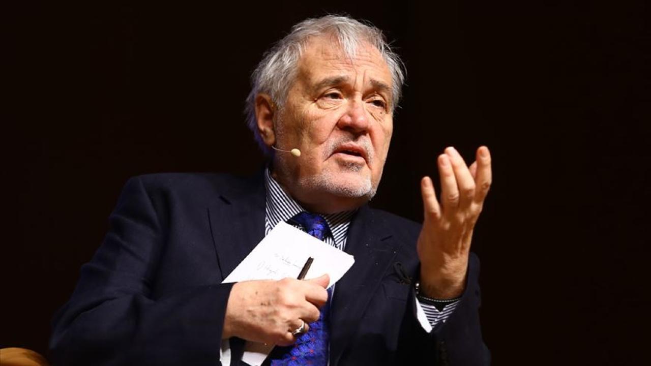 Ünlü tarihçi entübe edildi!