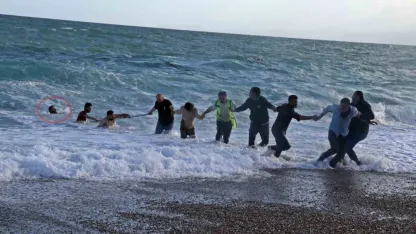 Antalya sahilinde can pazarı