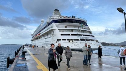 Bodrum’a sezonun ilk kruvaziyeri 909 turist getirdi