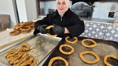 3 çocuk annesi Gamze, baba mesleği fırıncılığı sürdürüyor