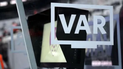 Trabzonspor - Galatasaray maçının VAR’ı Erkan Engin oldu