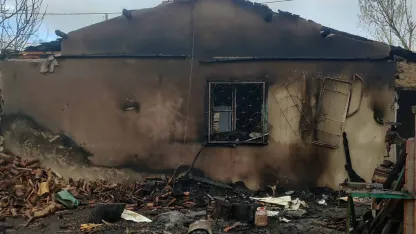 Yanan ev kullanılamaz hale geldi