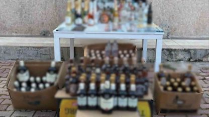 Antalya’da bin 150 litre kaçak alkol ele geçirildi