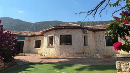 'Öğretmenin kızı geri kalınca sınıf da geri kaldı' şikayetine inceleme