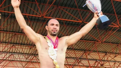 Yağlı Pehlivan Güreşlerinin efsane ismi Ali Gürbüz, Kepez Belediyesi’nde