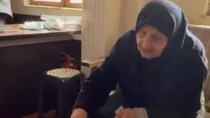 Yaşlı kadının pazarda kaybettiği cüzdanı zabıta ekipleri bulup sahibine teslim etti