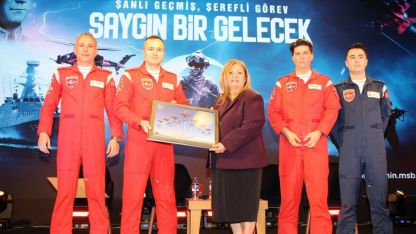 Türk Yıldızları, BAKİF26’da öğrencilerle buluştu