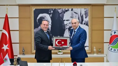 KKTC Başbakan Yardımcısı Ataoğlu, Kepez Belediyesi’nde