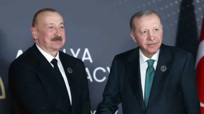 Cumhurbaşkanı Erdoğan, Azerbaycan Cumhurbaşkanı Aliyev ile bir araya geldi