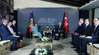 Cumhurbaşkanı Erdoğan, Moldova Cumhurbaşkanı Sandu ile bir araya geldi