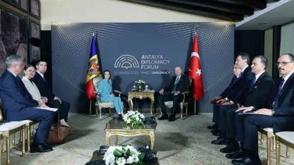 Cumhurbaşkanı Erdoğan, Moldova Cumhurbaşkanı Sandu ile bir araya geldi