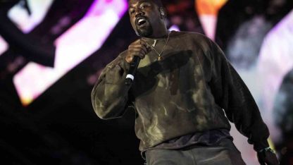 Kanye West’ten dünya rekoru: 150 milyonluk sahnede 100 bin kişiye konser verecek
