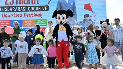 23 Nisan Çocuk ve Uçurtma Festivali bayram coşkusuyla yaşanıyor