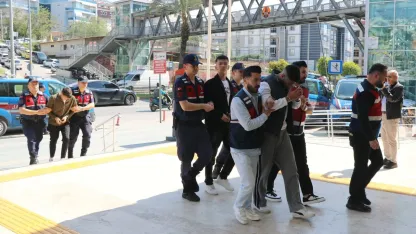 Alanya'da uyuşturucu operasyonu: 3 tutuklama