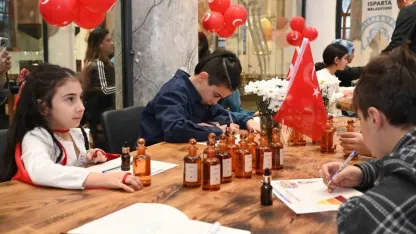 Misparta ilk koku atölyesini çocuklarla gerçekleştirdi