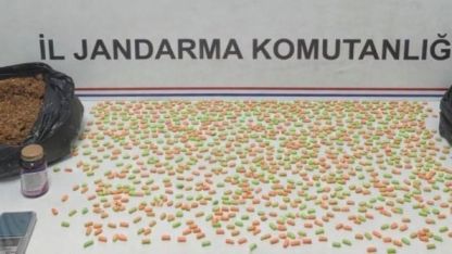 Uyuşturucu taciri 2 şüpheli yakalandı