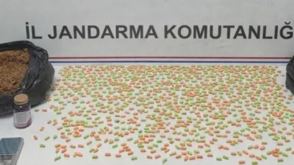 Uyuşturucu taciri 2 şüpheli yakalandı