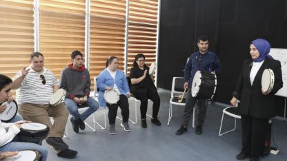 Müzikle engeller aşılıyor