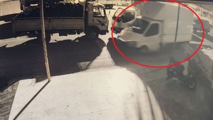 Biber yüklü kamyoneti çaldılar, biberleri satıp parasını harcayamadan yakalandılar