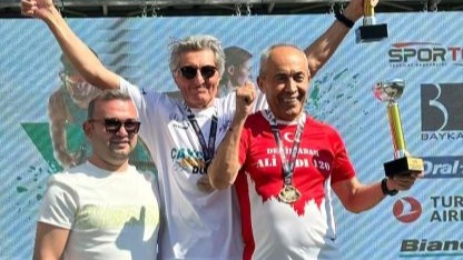 75 yaş üstü kategoride birinci olan milli sporcu Ali Bıdı Türkiye Kupası sahibi oldu