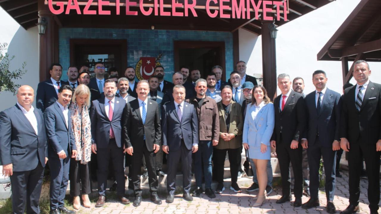 Ağıralioğlu: “Adaletin siyasetten kurtulması lazım”