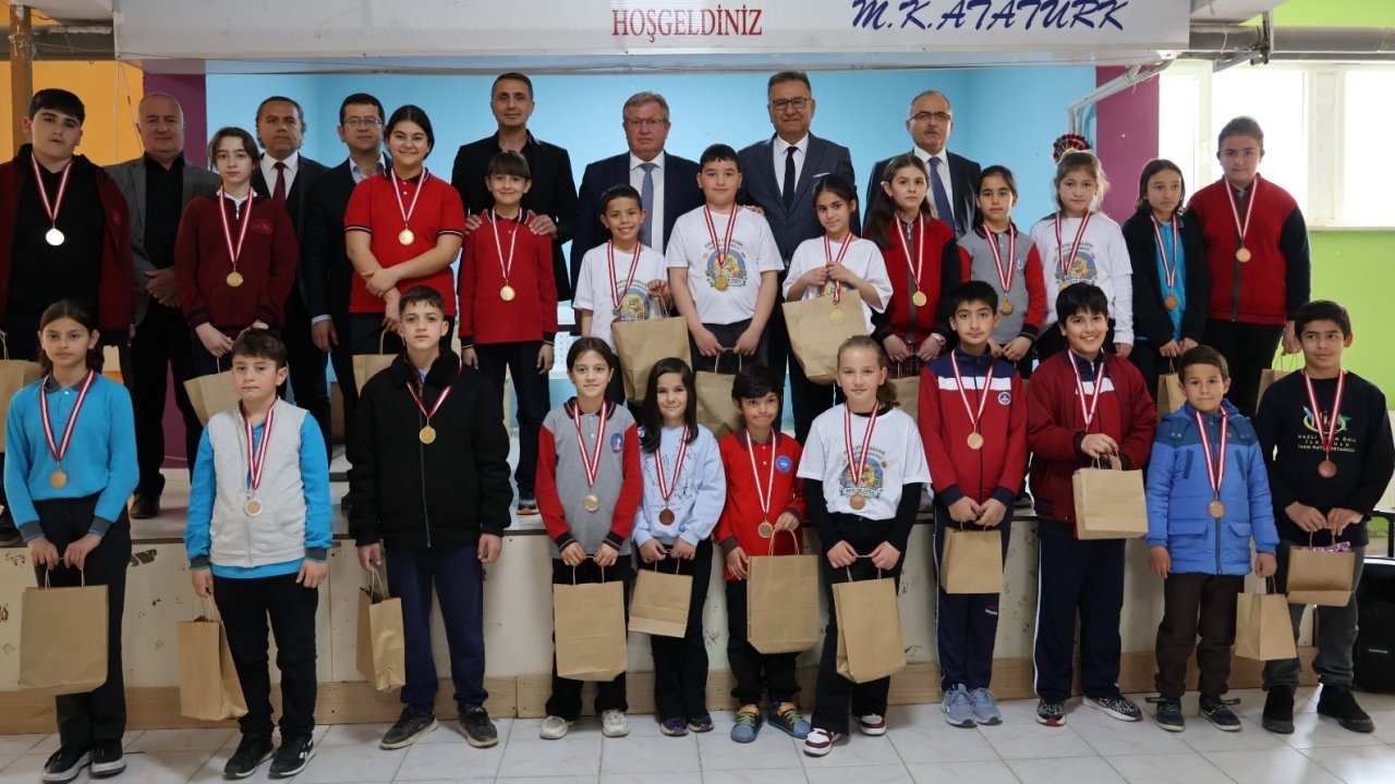 Akıl ve Zeka Oyunları Turnuvası tamamlandı