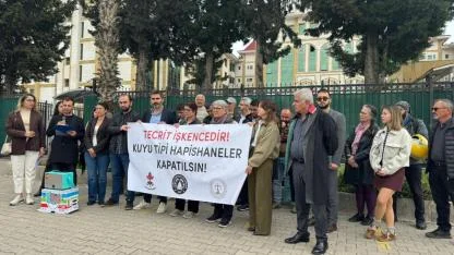 Antalya Adliyesi önünde kritik çağrı