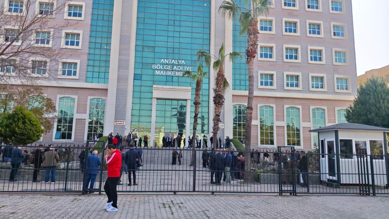 Antalya Büyükşehir Belediyesi'ne yönelik soruşturmada 27 kişi gözaltına alındı