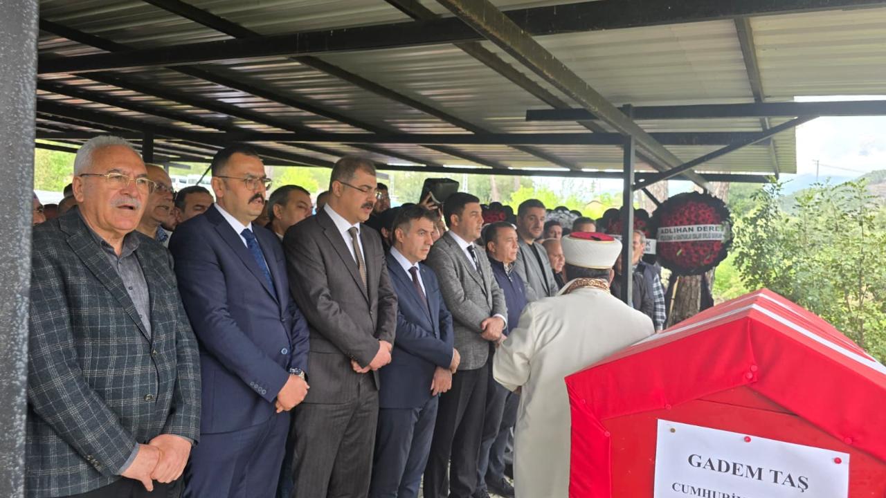 Antalya Cumhuriyet Savcısı Gadem Taş son yolculuğuna uğurlandı