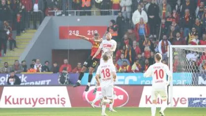 Antalya hayatta kalma derdinde, Göztepe Avrupa peşinde