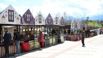 Antalya Kapalıyol’da ücretsiz lezzet ikramı