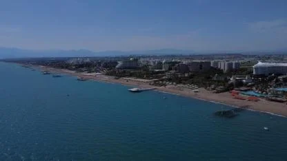 Antalya turizmde kritik virajda! Artış sürüyor, belirsizlik devam ediyor