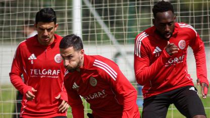 Antalya’da hayati maç! Antalyaspor ile Eyüpspor kozlarını paylaşıyor