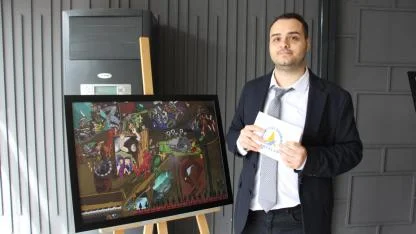 Antalya'da otizmli genç sanatçı eserlerini sergiledi