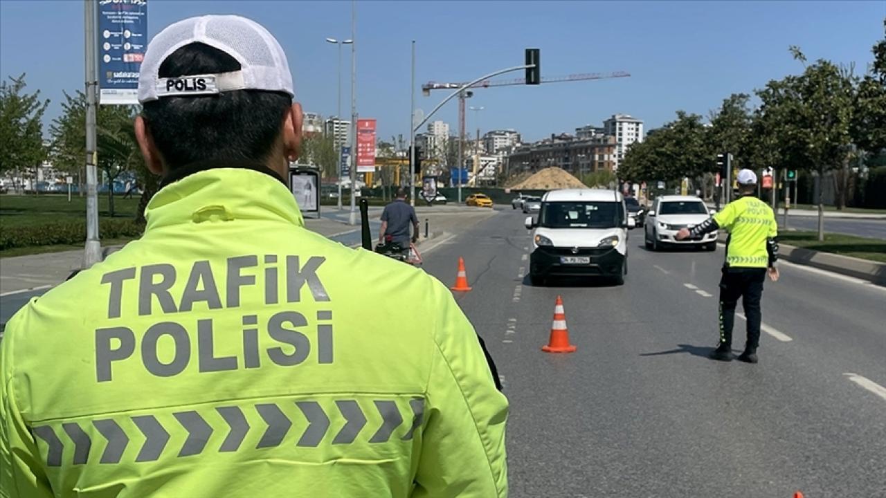 Basın kartları resmi kimlik sayılacak