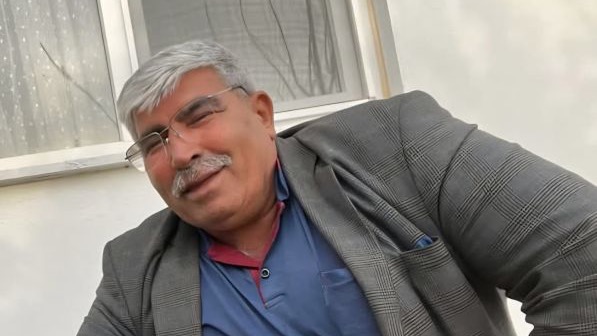 Direksiyon başında kalp krizi geçirip öldü