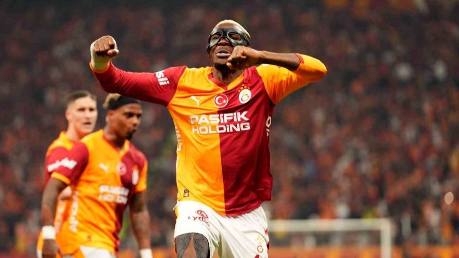 Galatasaray, Fenerbahçe ile puan farkını 7’ye çıkardı