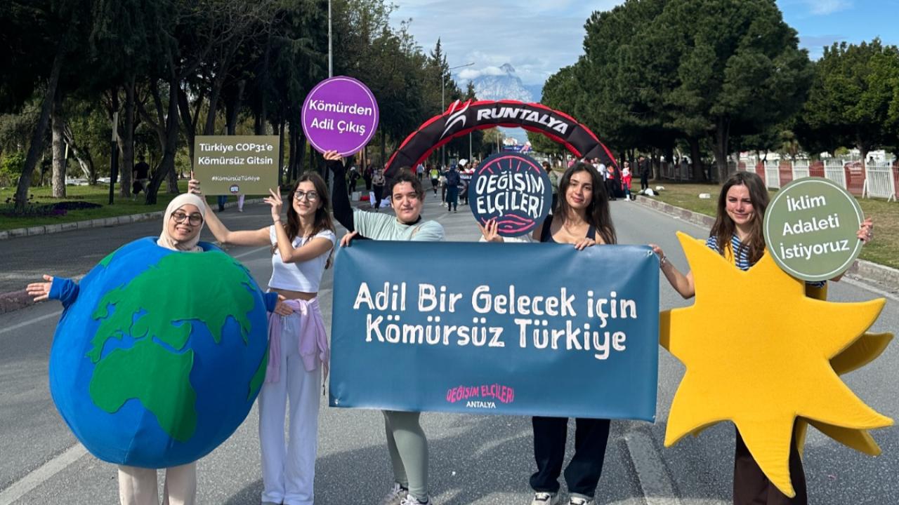 Gençler Runtalya’da “Kömürden Adil Çıkış” İçin Koştu