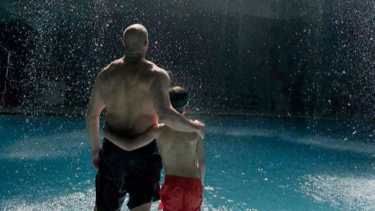 İngiliz oyuncu Antalya'da tatil yapıyor