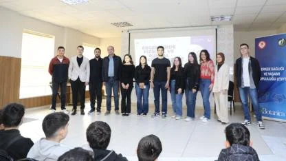 Isparta'da "Ergenlerde Görülen Fiziksel ve Psikolojik Değişiklikler" semineri düzenlendi