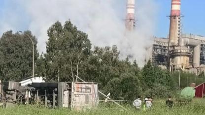 Kömür yüklü kamyon devrildi: 1 yaralı