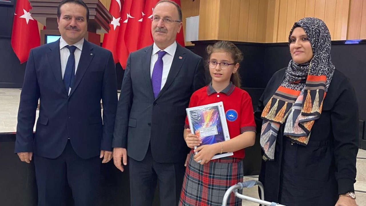 Korkuteli’den kitap okuma yarışmasında il birinciliği