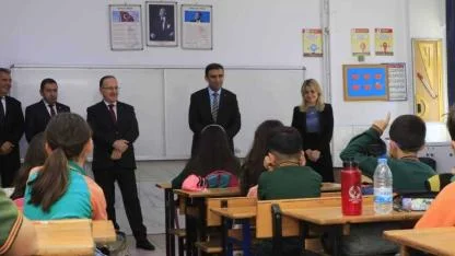 MEB Ölçme, Değerlendirme ve Sınav Hizmetleri Genel Müdürü Kılınç, Antalya'da incelemelerde bulundu