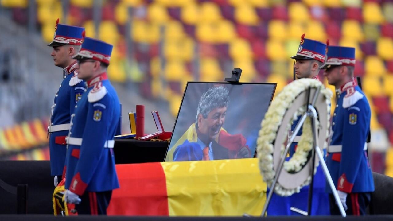 Mircea Lucescu, son yolculuğuna uğurlandı!