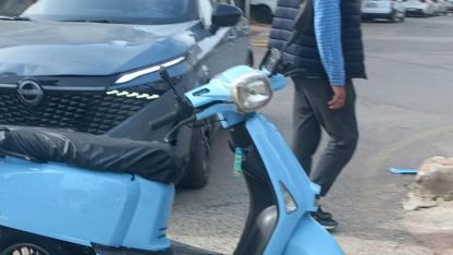 Muratpaşa’da trafik kazası: Otomobil ile motosiklet çarpıştı!