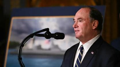 Pentagon’da sürpriz ayrılık!