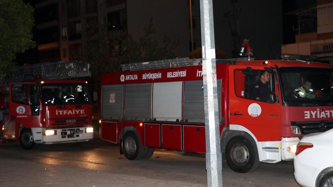 Prizde başlayan yangın mutfağa sıçradı